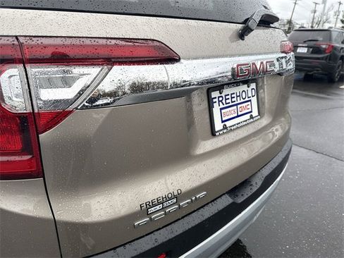 Used 2022 GMC Acadia SLE image 31