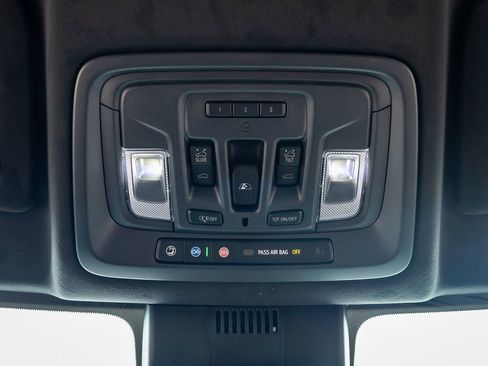 Used 2026 GMC Sierra 2500 AT4X image 29