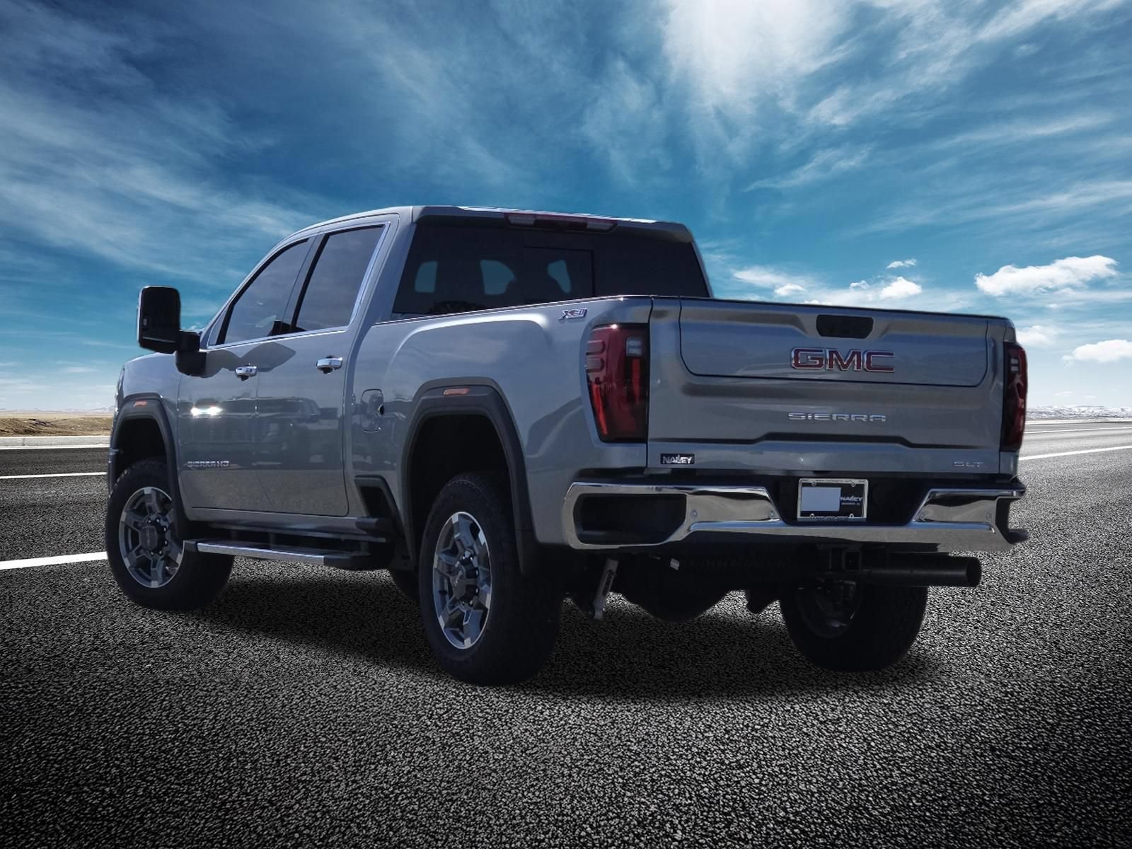 New 2026 GMC Sierra 2500 SLT w/ SLT Premium Package AWD/4WD image 18
