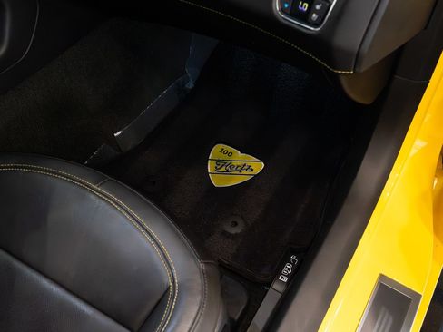 Used 2019 Chevrolet Corvette Z06 RWD image 25