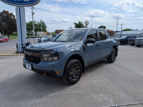 Used 2024 Ford Maverick Tremor w/ Tremor Off-Road Package AWD/4WD image 2