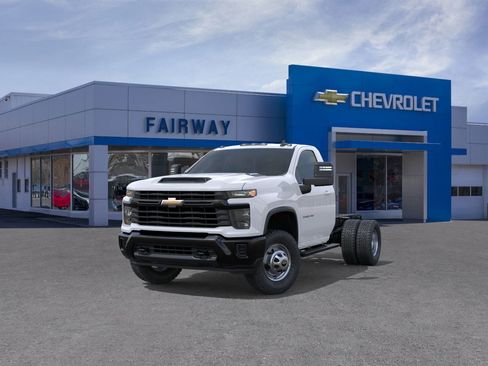 New 2026 Chevrolet Silverado 3500 W/T w/ WT Convenience Package image 8