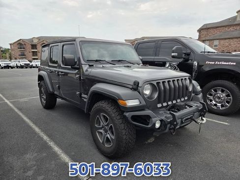 Used 2018 Jeep Wrangler Unlimited Sport S AWD/4WD image 3