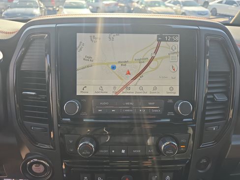 Used 2023 Nissan Titan PRO-4X w/ Pro-4x Convenience Package image 25