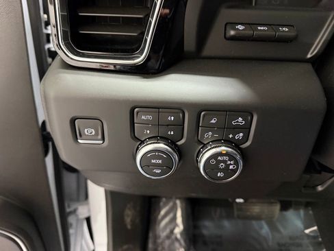 New 2026 GMC Sierra 2500 Denali w/ Max Trailering Package image 14