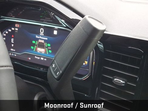 Used 2025 Chevrolet Silverado 2500 High Country w/ Midnight Edition AWD/4WD image 15