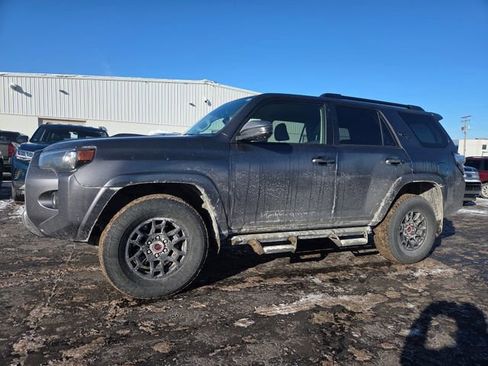 Used 2023 Toyota 4Runner TRD Off-Road image 1