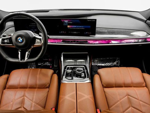Used 2025 BMW 760i xDrive 760i xDrive image 12