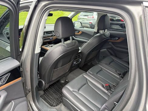 Used 2017 Audi Q7 3.0T Prestige AWD/4WD image 6