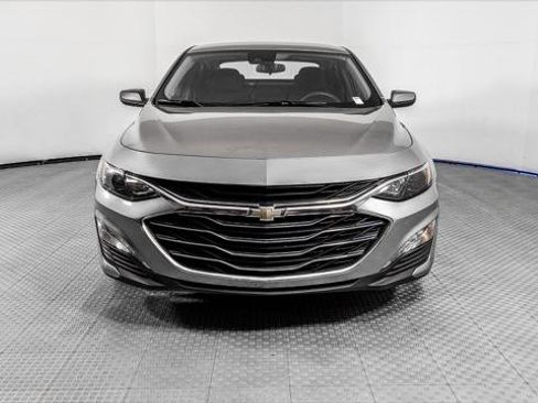 Used 2023 Chevrolet Malibu LT FWD image 12