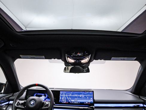 Certified 2024 BMW i5 M60 w/ Premium Package image 17