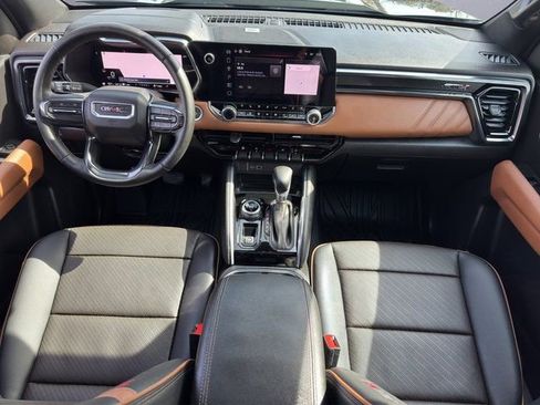 Used 2025 GMC Canyon AT4 w/ Nightfall Edition image 19