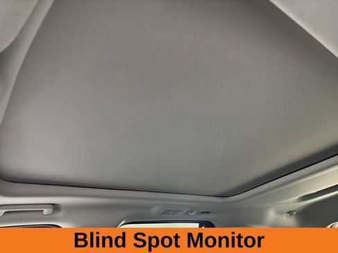 Used 2025 Ford Expedition Active image 19