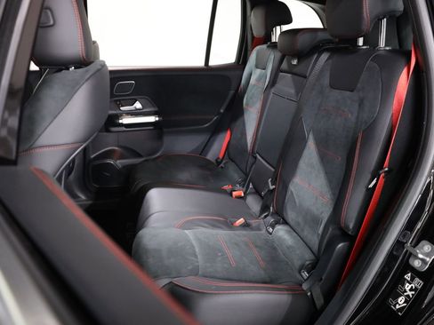 Used 2025 Mercedes-Benz GLB 35 AMG 4MATIC image 44