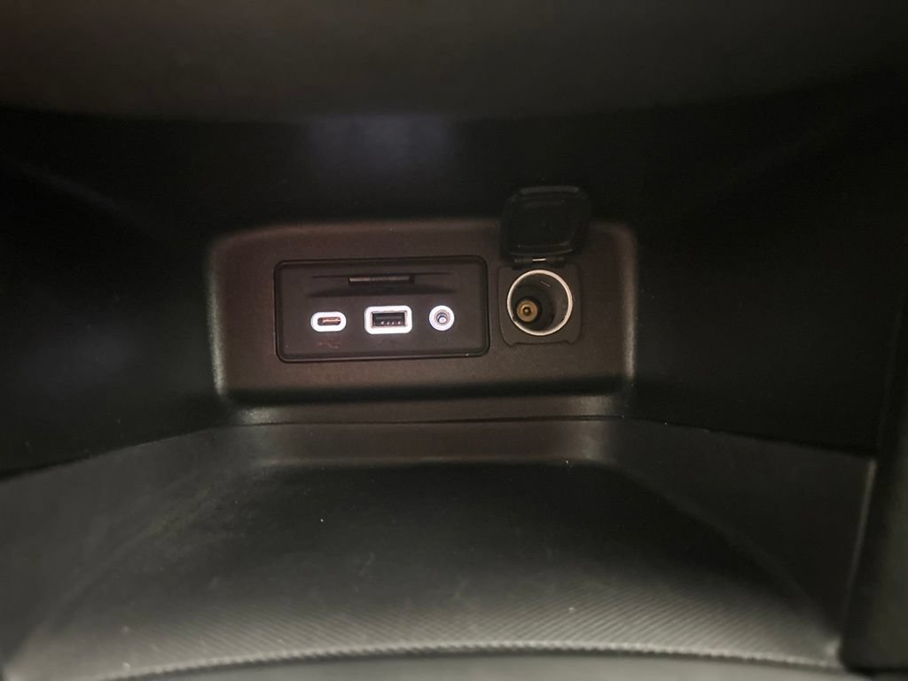 Used 2022 Chevrolet Equinox LT AWD/4WD image 36