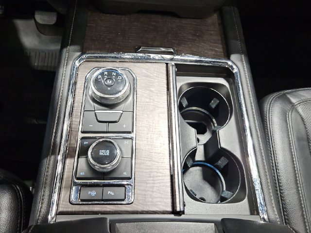 Certified 2020 Ford Expedition Limited w/ Special Edition Package AWD/4WD image 30
