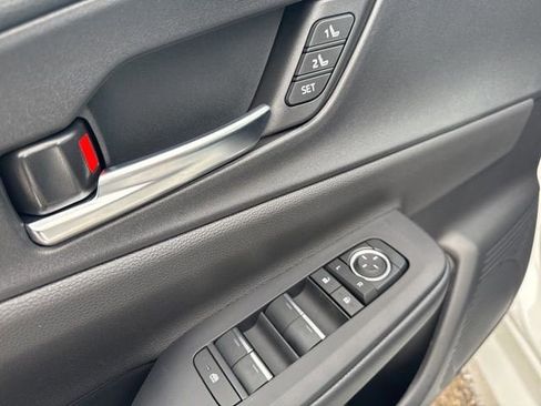 New 2026 Toyota Prius Plug-In Hybrid w/ Limited Premium Package image 10