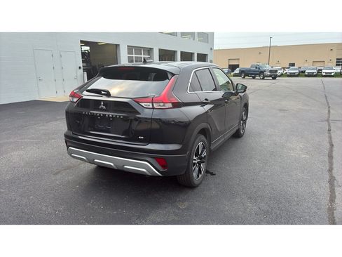 Used 2024 Mitsubishi Eclipse Cross SE AWD/4WD image 7