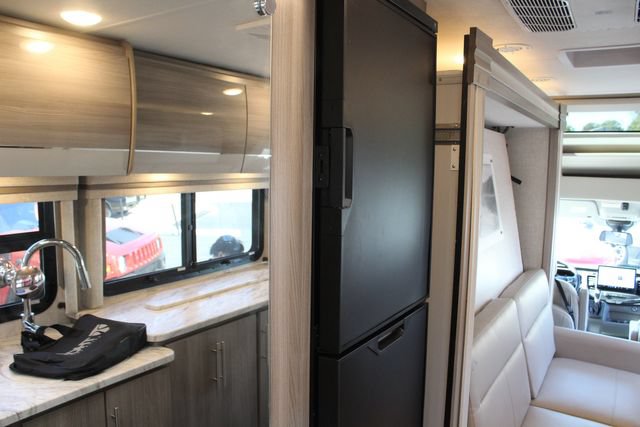 Used 2023 Ford Transit 350 Low Roof DRW AWD image 27