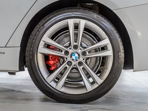 Used 2018 BMW 340i xDrive Sedan AWD/4WD image 13