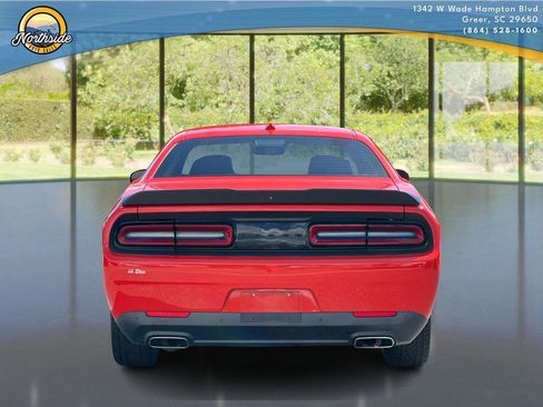 Used 2020 Dodge Challenger SXT w/ Plus Package RWD image 11