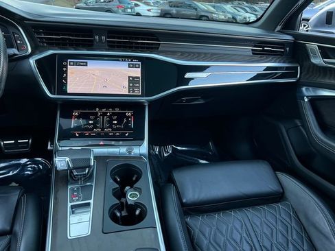 Used 2020 Audi S6 Premium Plus w/ S Sport Package image 19