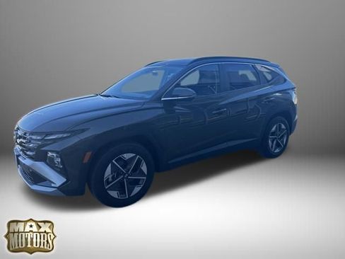 Used 2025 Hyundai Tucson SEL FWD image 3