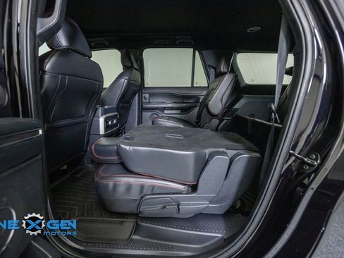 Used 2023 Ford Expedition Max Limited AWD/4WD image 29