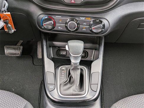 Used 2020 Kia Soul LX image 19