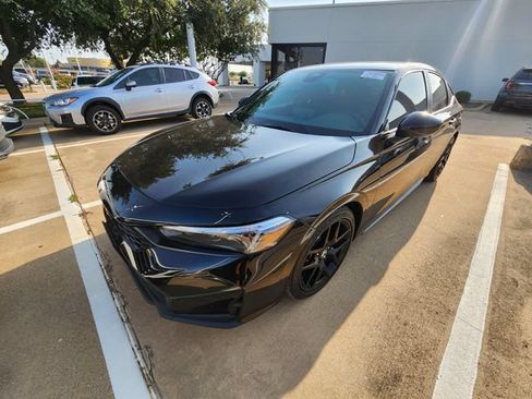Used 2025 Honda Civic Sport image 3