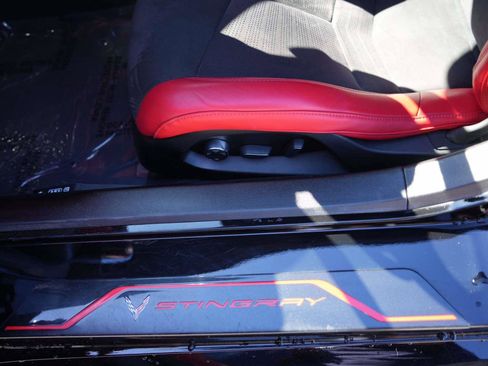 Used 2022 Chevrolet Corvette 2dr Stingray Cpe w/ Z51 Performance Package image 14