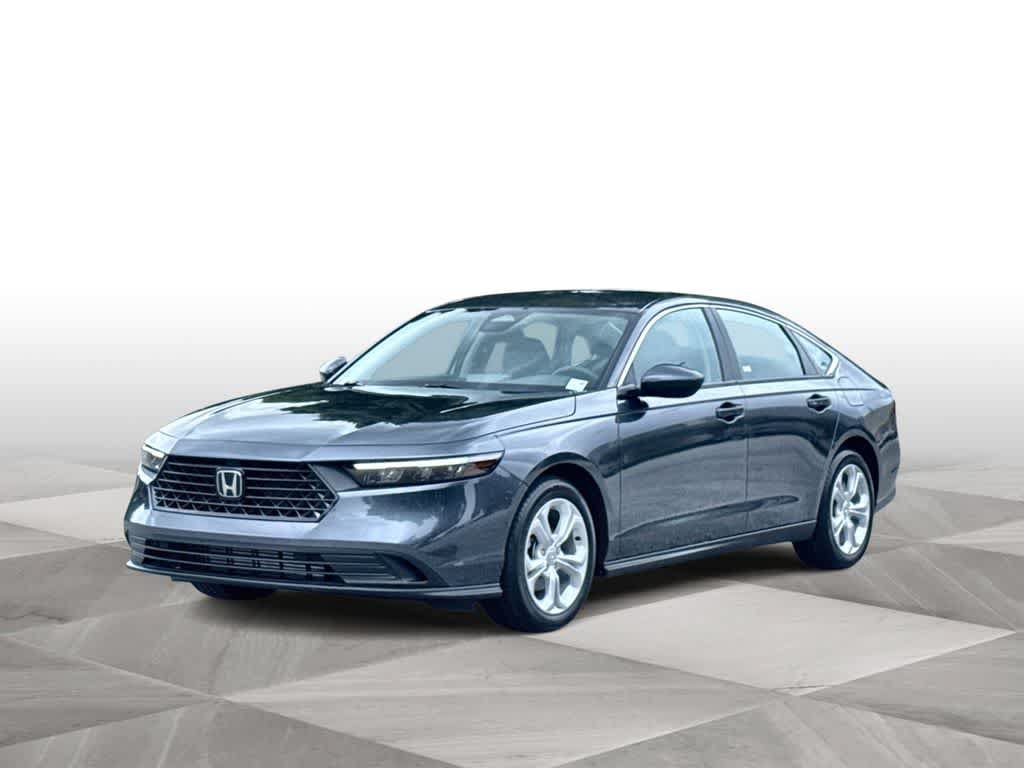 Used 2025 Honda Accord LX image 4