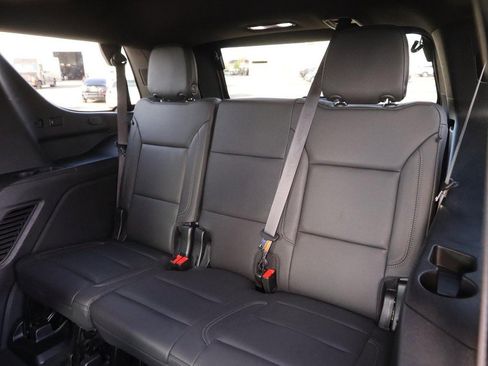 Used 2023 Chevrolet Tahoe Z71 w/ Z71 Off-Road Package image 13