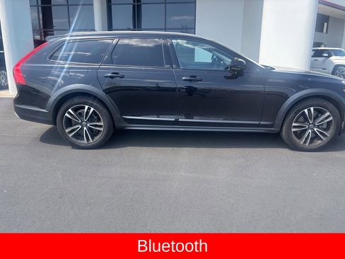 Used 2018 Volvo V90 T5 Cross Country w/ Convenience Package image 6