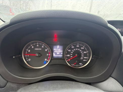 Used 2015 Subaru Crosstrek 2.0i Premium image 25