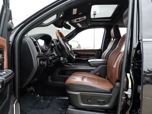 Used 2022 RAM 3500 Limited AWD/4WD image 8