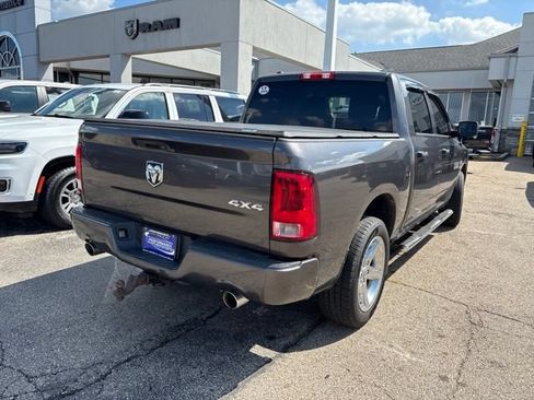 Used 2014 RAM 1500 Express AWD/4WD image 9