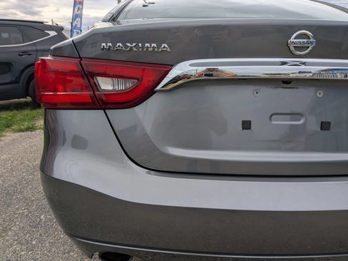 Used 2016 Nissan Maxima Platinum FWD image 17