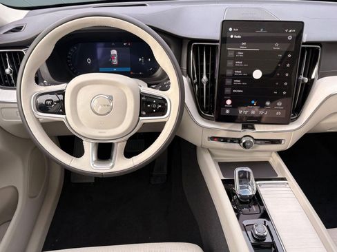 New 2026 Volvo XC60 B5 Ultra w/ Protection Package Premier image 23