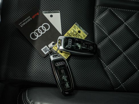 Used 2024 Audi SQ8 Prestige AWD/4WD image 19