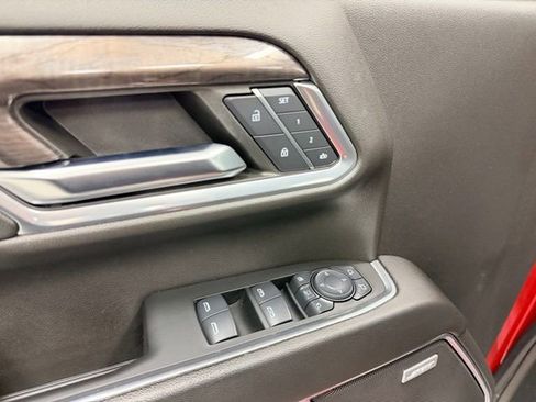 Certified 2024 Chevrolet Silverado 2500 LTZ w/ LTZ Convenience Package image 24