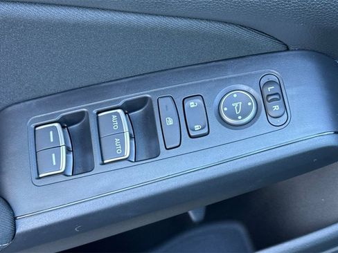 Certified 2025 Honda Civic Sport image 16