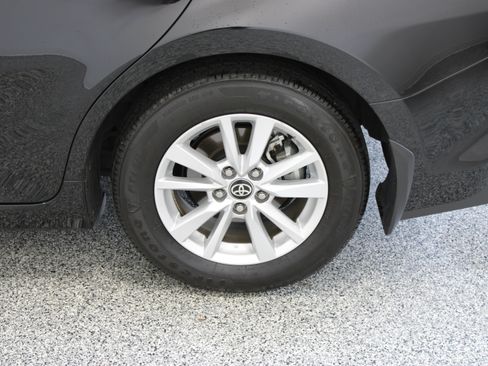 Used 2026 Toyota Camry LE w/ Convenience Package FWD image 10