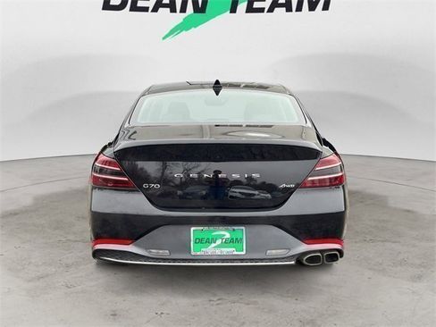Used 2022 Genesis G70 2.0T image 7