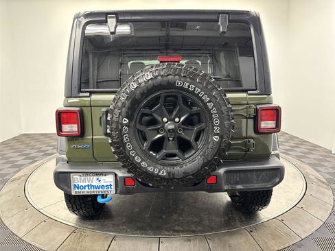 Used 2023 Jeep Wrangler Unlimited image 15