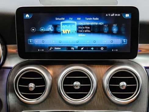 Certified 2022 Mercedes-Benz GLC 300 4MATIC image 17