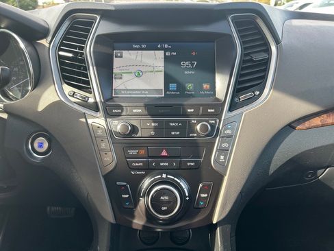 Used 2019 Hyundai Santa Fe XL image 29