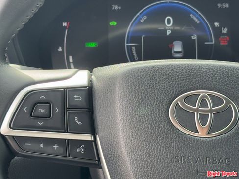 Certified 2025 Toyota Grand Highlander AWD Hybrid image 22