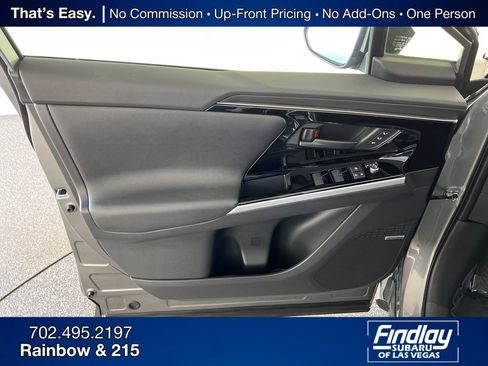 Used 2024 Subaru Solterra Limited image 13
