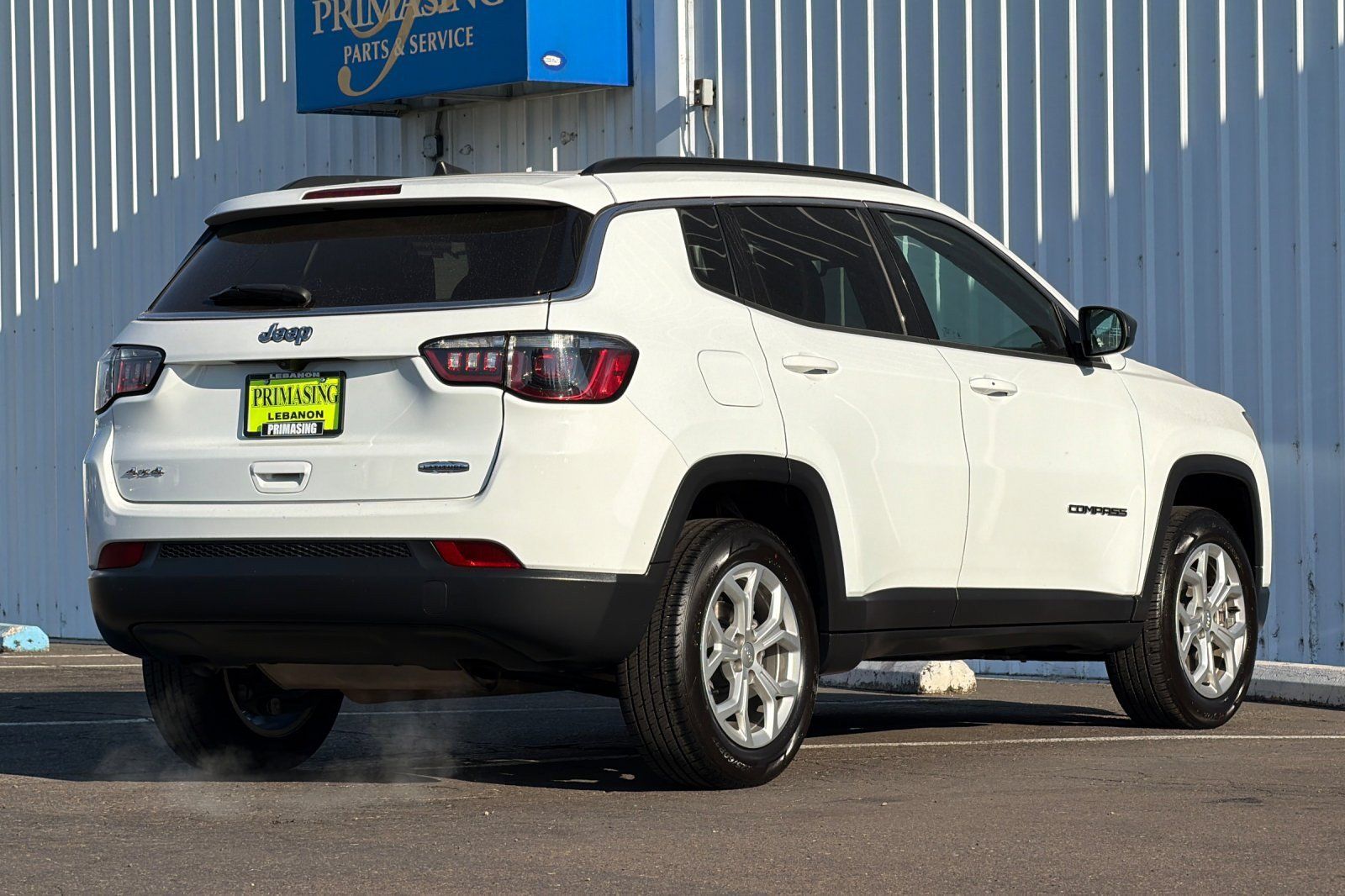 Used 2024 Jeep Compass Latitude AWD/4WD image 4